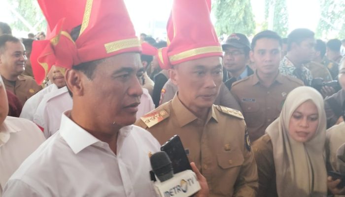 Menteri Pertanian Amran Suleman Salurkan Bantuan Béncana Alam Di Prof Sulsel.