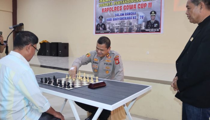 Meriahkan Hari Ulang Tahun Bhayangkara ke-78, Kapolres Gowa Resmi Buka Pertandingan Catur