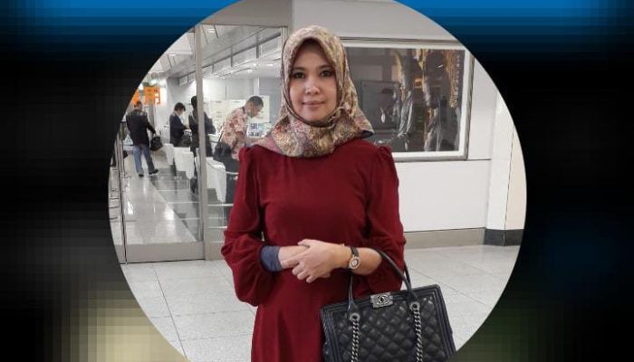 Viral  Ibu Rumah Tangga ( IRT ) Gaya Hight Class Diduga Bawa Kabur Uang Miliaran Rupiah