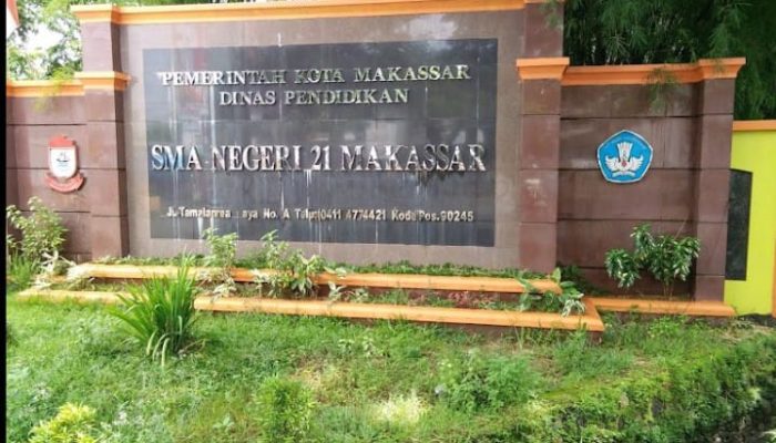 Diskriminasi dalam Penerimaan Siswa Baru di SMA 21 Makassar” ??.