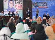 Kembali Calon Bupati Gowa, Ibu Hj. Husniah Talenrang SE MM, Disambut Hangat oleh Warga di Kecamatan Barombong