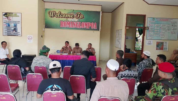 KARNA TIDAK ADANYA TRANSPARANSI TERHADAP MASYARAKAT ROMANGLOMPOA KANTOR LURAH DI GERUDUK MASARAKATNNYA.