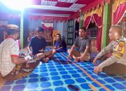 Cooling System Jelang Pilkada, Bhabinkamtibmas Sambangi Tokoh Masyarakat di Desa Binaan