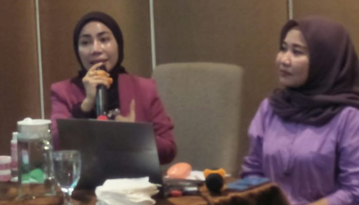 50 Tim Reseller Di Training Owner D’Sars Beauty Scincare Ini Harapan’ Dian Saraswati