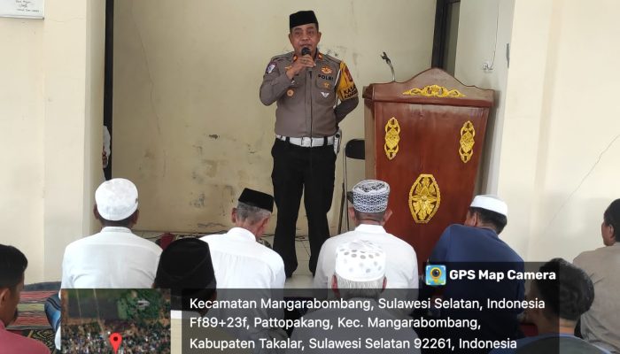 Kasat Lantas Polres Takalar Gelar Safari Jumat dan Sosialisasi Tertib Berlalu Lintas di Desa Pattoppakang