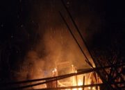 Kebakaran Rumah di Dusun Karunganga, Pemilik Alami Luka Bakar Serius dan Kehilangan Seluruh Harta Benda