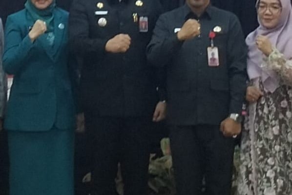 Pj Bupati Takalar Dr Muh Hasbi  Lantik Penjabat Sekda Muh Ikbal SE