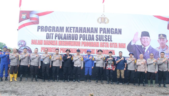 Polda Sulsel Dukung Ketahanan Pangan Nasional Melalui Penaburan 10 Ribu Benih Ikan di Makassar
