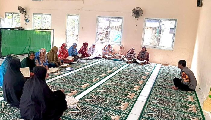 Aksi Mulia Aiptu Agus, Mengajar Mengaji di Sela-Sela Tugasnya Sebagai Bhabinkamtibmas