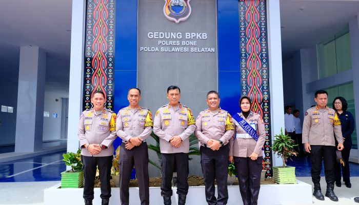 Kapolda Sulsel Resmikan Gedung BPKB Prototype Polres Bone, Dorong Pelayanan Humanis dan Modern