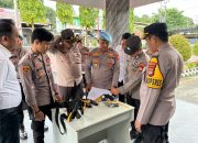 Sie Propam Polres Enrekang Lakukan Pemeriksaan Berkala Senpi Personil : Sita 7 Pucuk