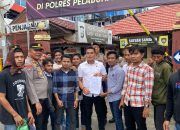 BOM Sul-Sel Melakukan Akji Jilid 2 Didepan Kanwil Beacukai Sul-Sel, Kapolres Pelabuhan Makassar Dan Di Kantor DPRD Prov Sul-Sel.