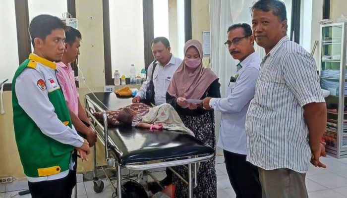 UPZ Kecamatan Enrekang Bantu Biaya Pengobatan Bayi dengan Kelainan Atresia Ani di RS Masenrempulu