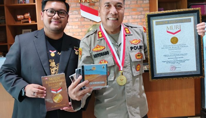 Kapolsek Metro Kebayoran Baru Raih Rekor MURI Lewat Band Edukasi BendGo Eduband!