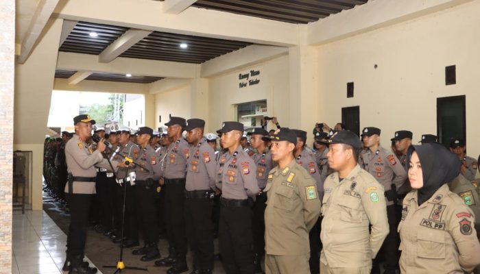 Polres Takalar Laksanakan Apel Gelar Pasukan Pengamanan Pergantian Tahun 2024-2025