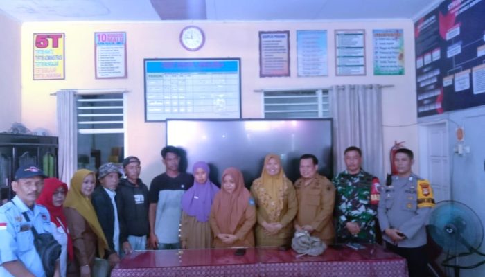 Sekdis Dan Kadis PPA Gowa Mediasi Keluarga Adam Hidayat Korban Perundungan Dengan Pihak Pelaku Untuk Di Damaikan.