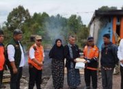 BAZNAS Enrekang Salurkan Bantuan Kebakaran Senilai 10 Juta kepada Drs. H. Mustafa di Curio