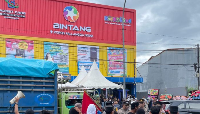 Geruduk Toko Bintang SAPMA PP Gowa Tolak Keberadaan Toko Bintang Di Palangga