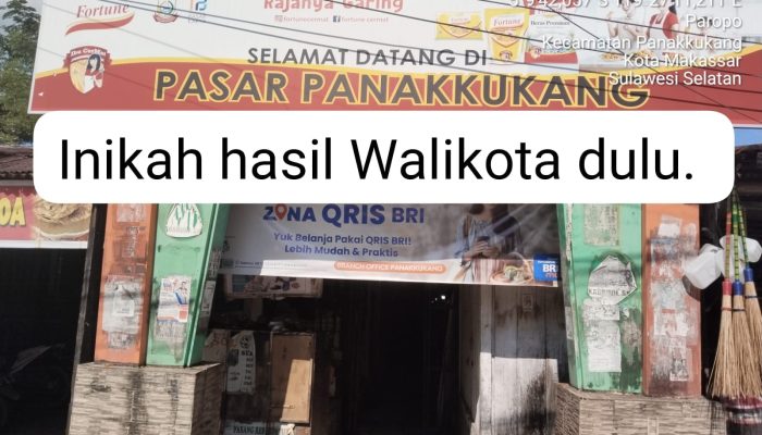 Pasar Panakkukang Makassar:Poros Rakyat Indonesia Desak Walikota Berkunjung. Jangan Bersedih Pak Wali.